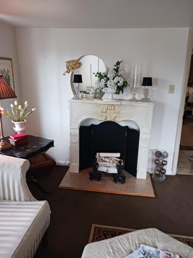 The Guest House At The Regina House Tea Room Moosic Esterno foto